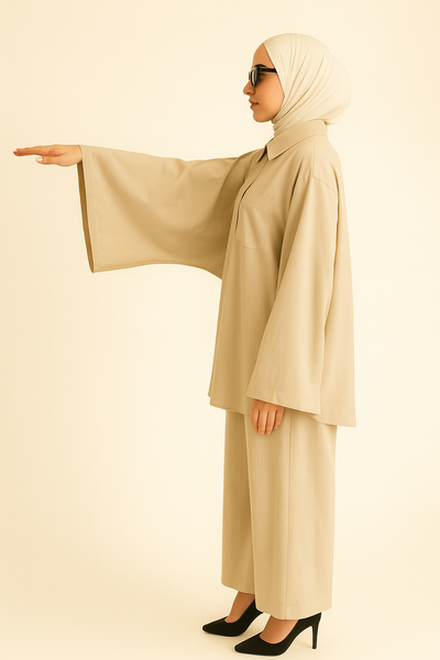 Ensemble Femme Élégant – Pantalon Fluide & Chemisier Manche Papillon